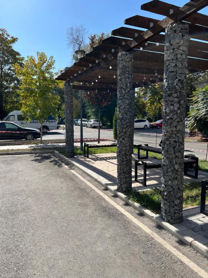 A7 Апарт Отель Bishkek Exterior photo
